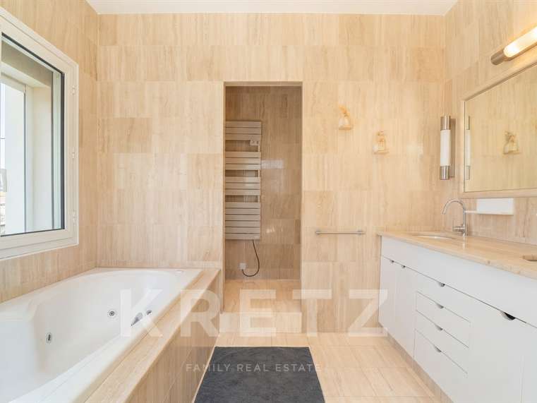 Maison Béziers - 5 chambres - 225m²