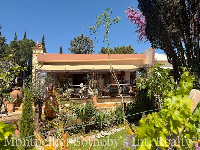 Maison Béziers - 4 chambres - 295m²