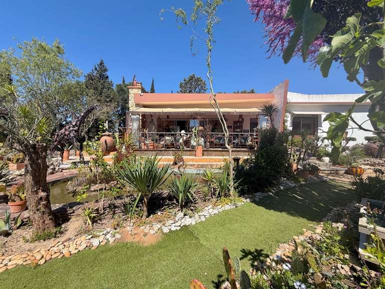 Maison Béziers - 4 chambres - 295m²