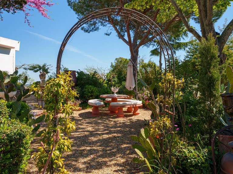House Béziers - 4 bedrooms - 295m²
