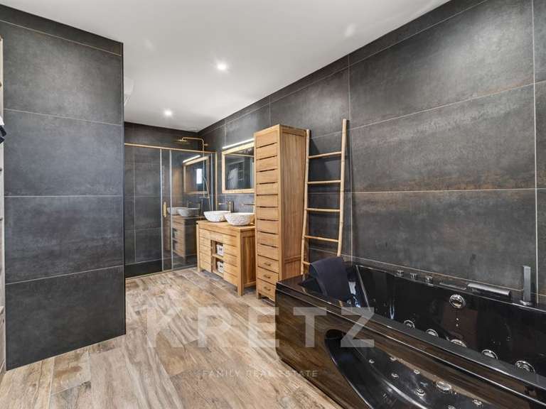 Maison Béziers - 4 chambres - 293m²