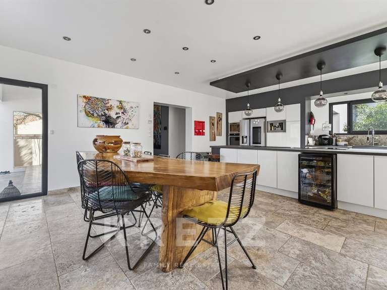 Maison Béziers - 8 chambres - 1270m²