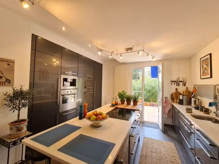 Maison Béziers - 5 chambres - 300m²