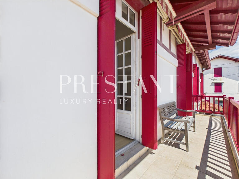 Appartement Biarritz - 3 chambres - 208m²
