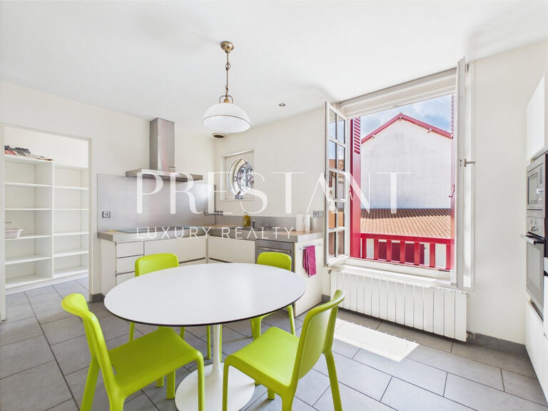 Appartement Biarritz - 3 chambres - 208m²