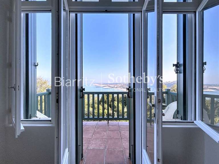 Apartment with Sea view Biarritz - 2 bedrooms - 93m²