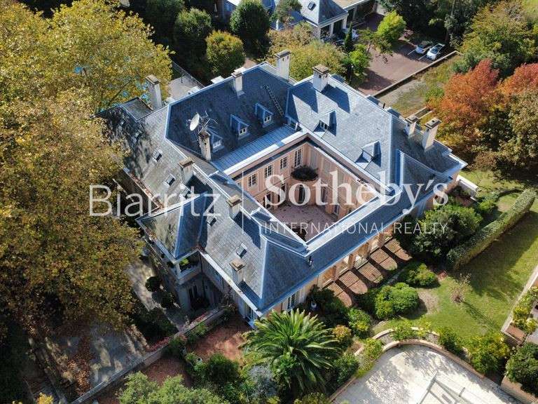 Apartment Biarritz - 2 bedrooms - 208m²