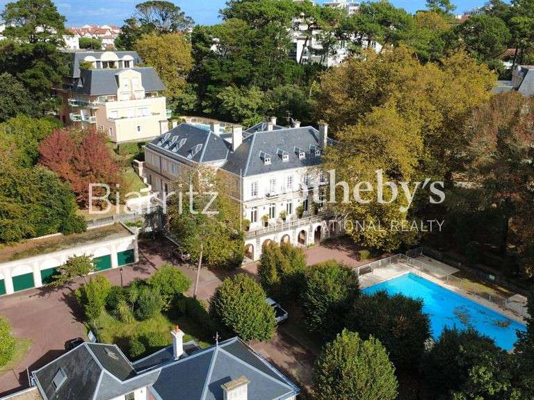 Apartment Biarritz - 2 bedrooms - 208m²