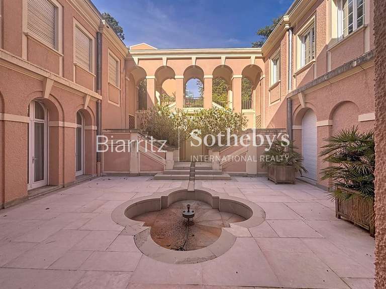 Apartment Biarritz - 2 bedrooms - 208m²