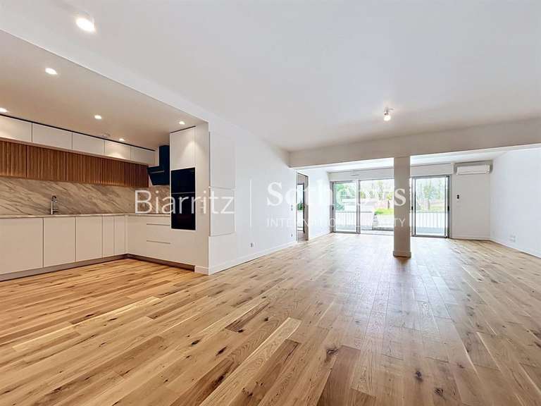 Apartment Biarritz - 2 bedrooms - 143m²