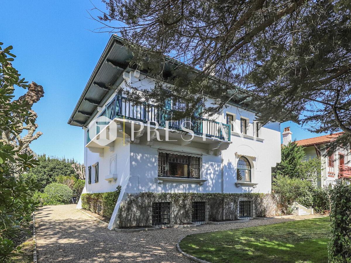 House Biarritz
