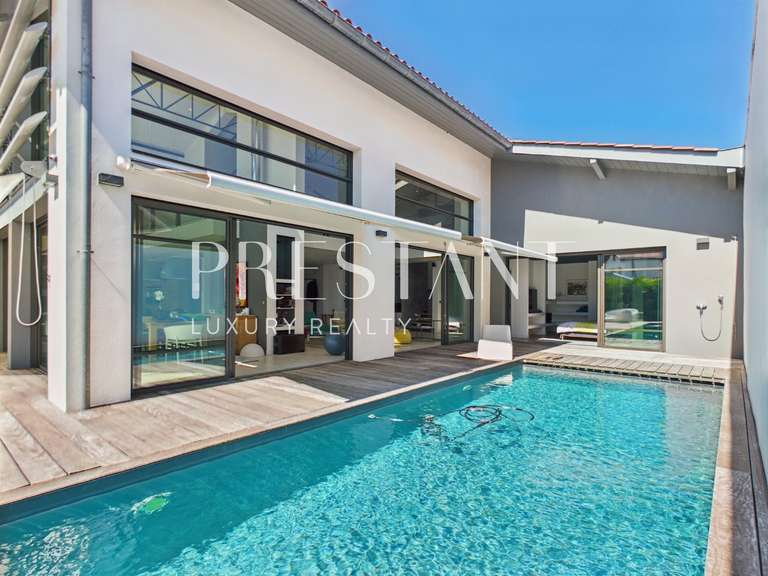 Maison Biarritz - 5 chambres - 400m²