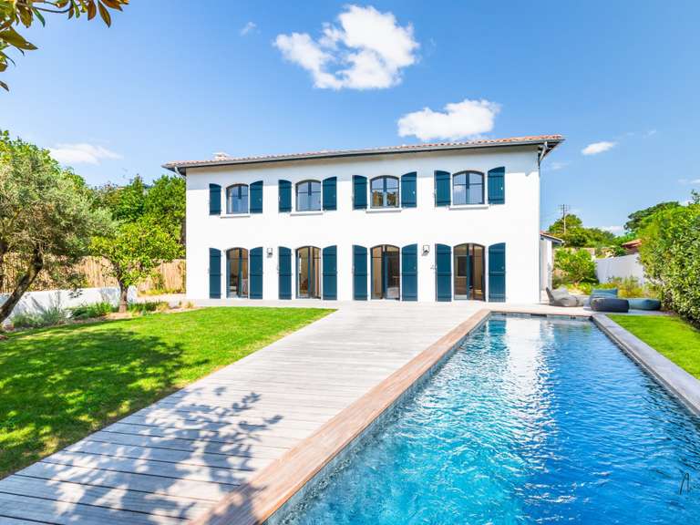 House Biarritz - 4 bedrooms - 231m²
