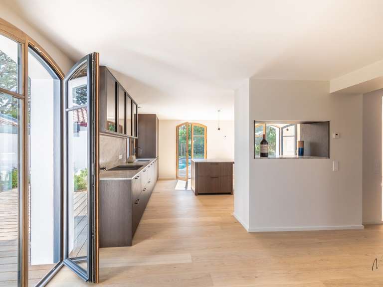 House Biarritz - 4 bedrooms - 231m²