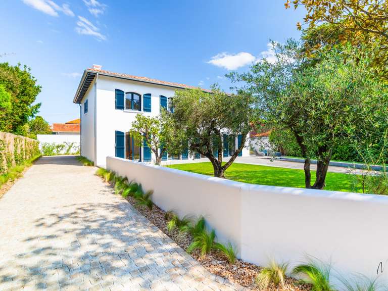 House Biarritz - 4 bedrooms - 231m²