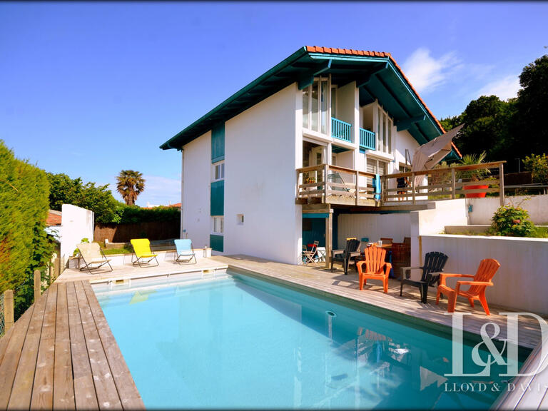 Maison Biarritz - 6 chambres - 240m²