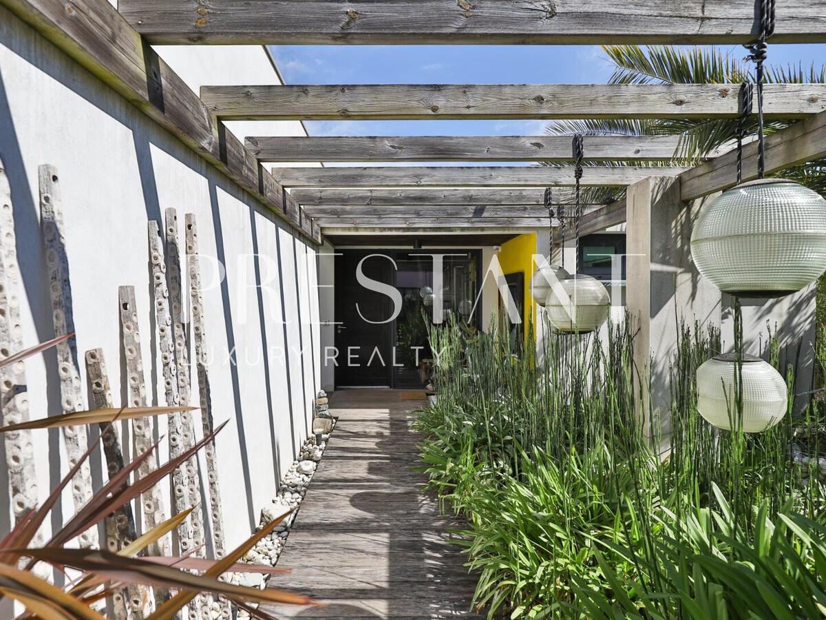House Biarritz