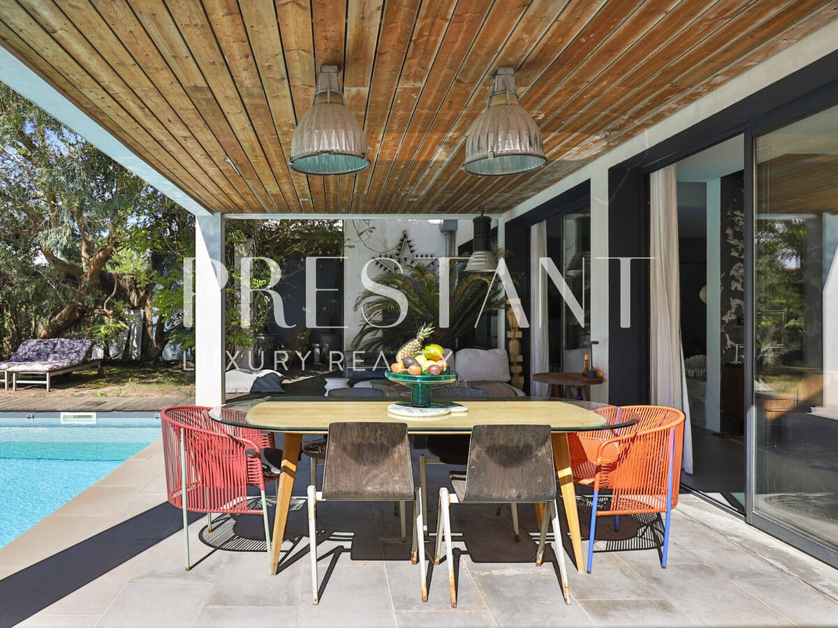 House Biarritz