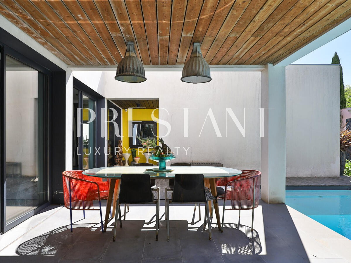 House Biarritz