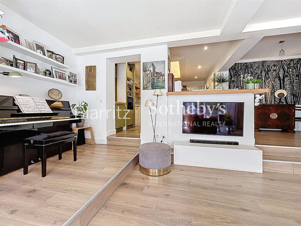 House Biarritz