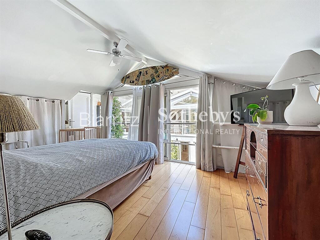 House Biarritz