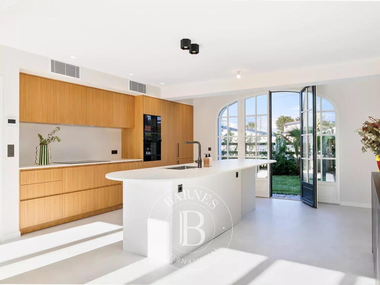 House Biarritz - 6 bedrooms - 290m²