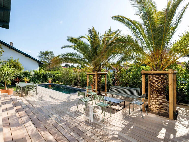 House Biarritz - 6 bedrooms - 290m²
