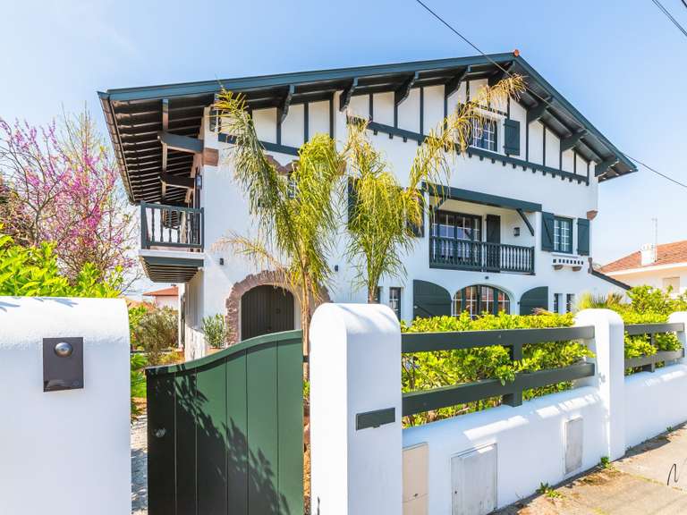 Maison Biarritz - 6 chambres - 290m²