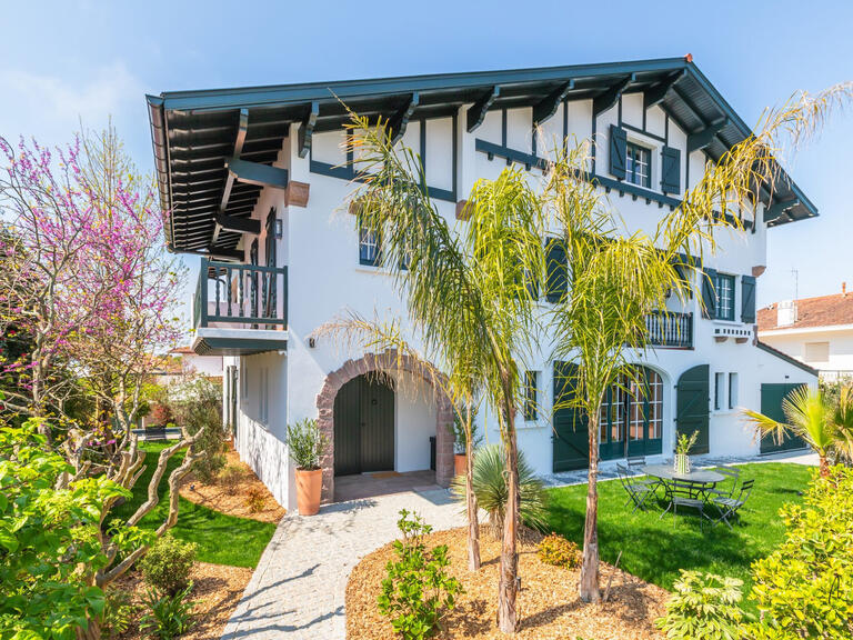 House Biarritz - 6 bedrooms - 290m²
