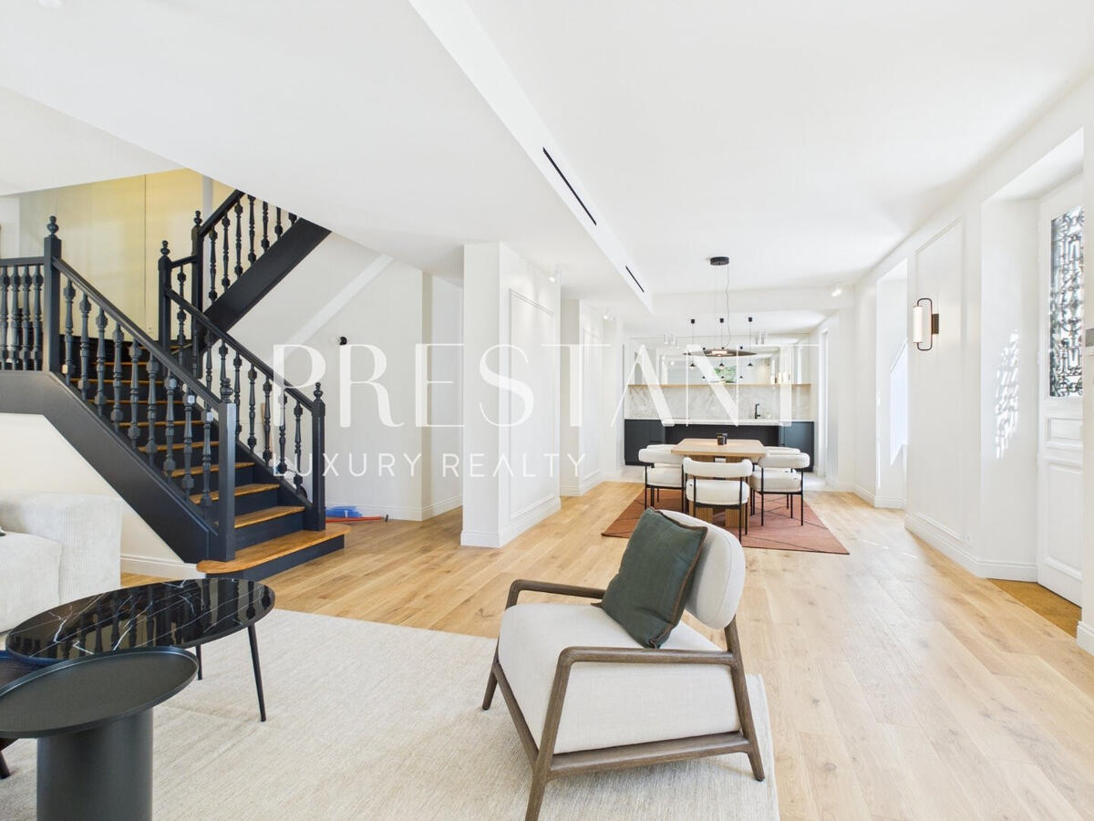 House Biarritz