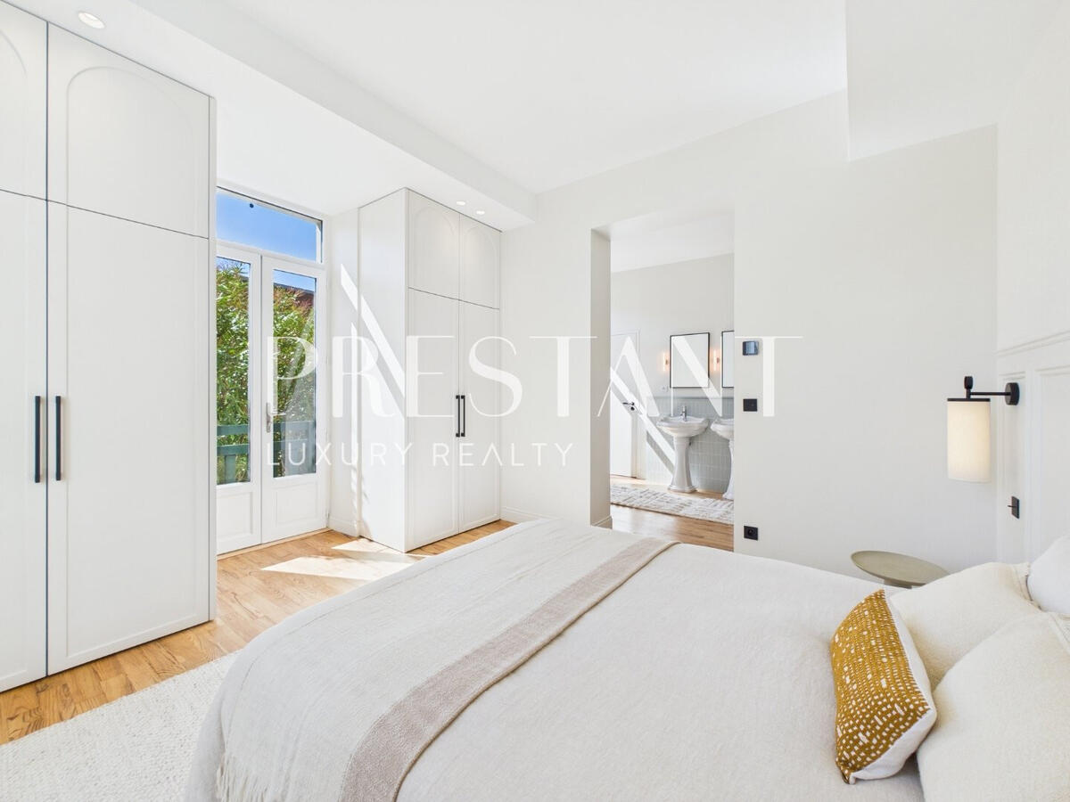 House Biarritz