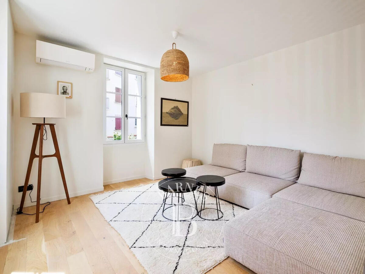 House Biarritz