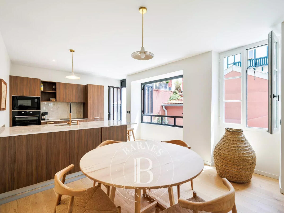House Biarritz