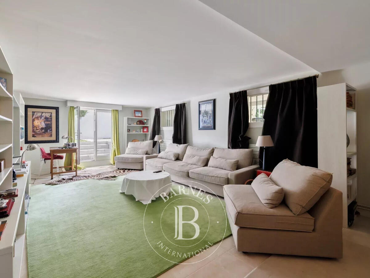 House Biarritz