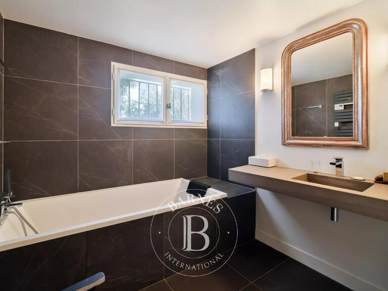 Maison Biarritz - 5 chambres - 220m²