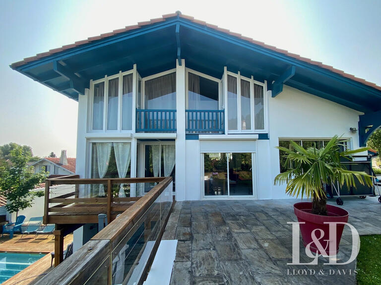 Maison Biarritz - 6 chambres - 240m²