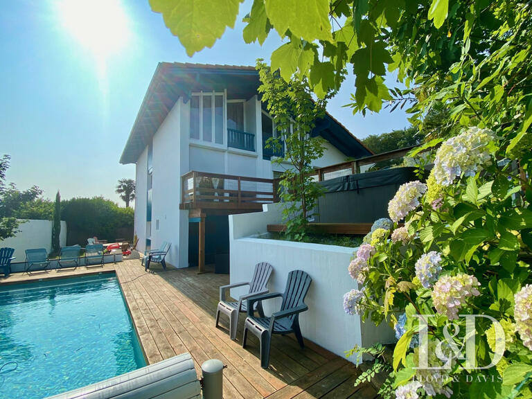 Maison Biarritz - 6 chambres - 240m²
