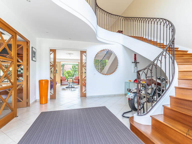 House Biarritz - 5 bedrooms - 353m²