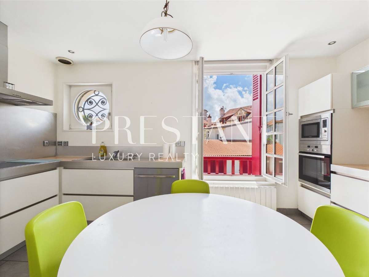 House Biarritz