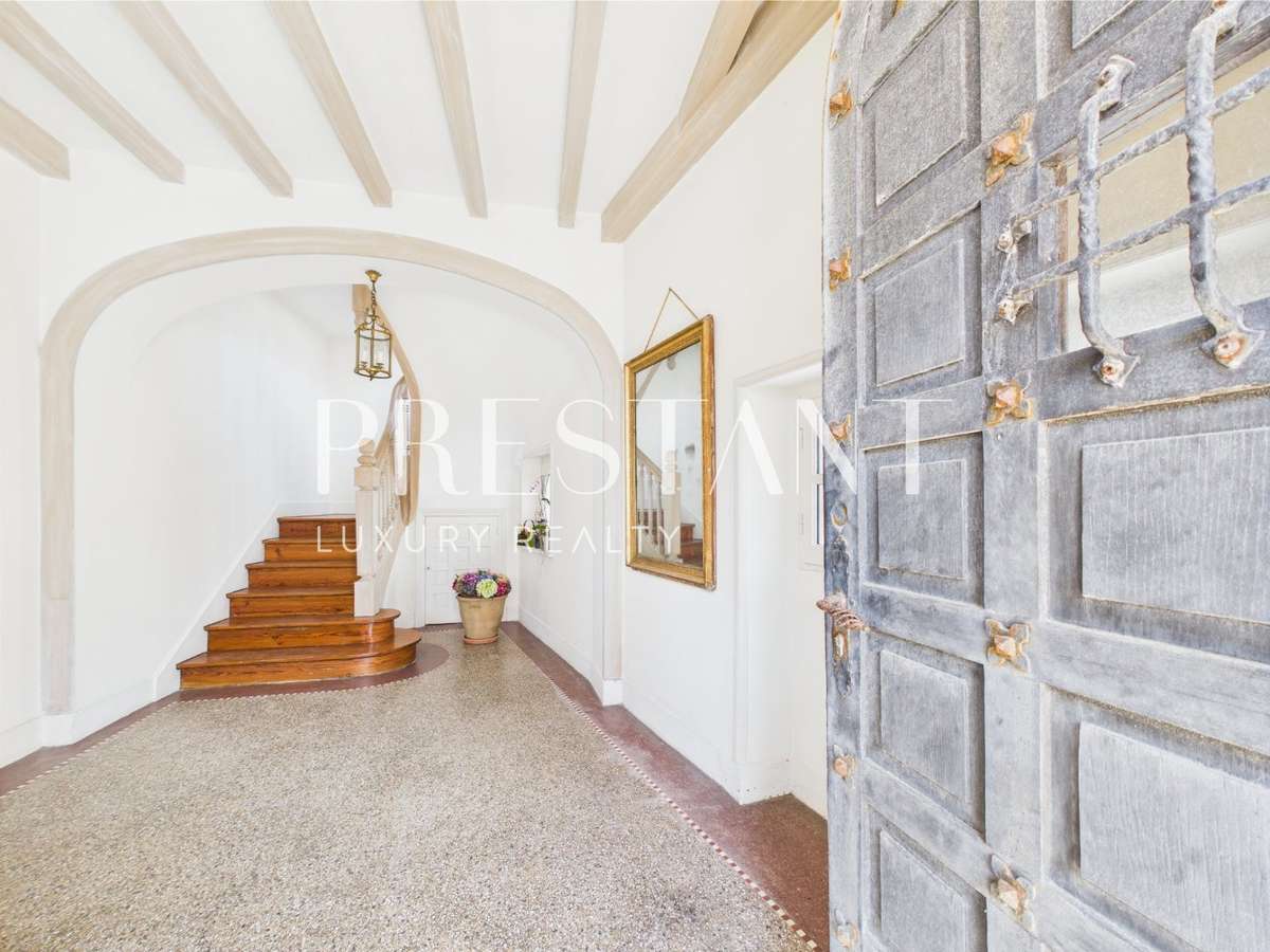 House Biarritz