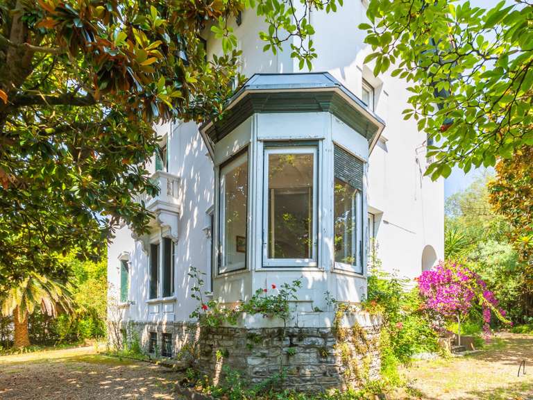 House Biarritz - 8 bedrooms - 288m²
