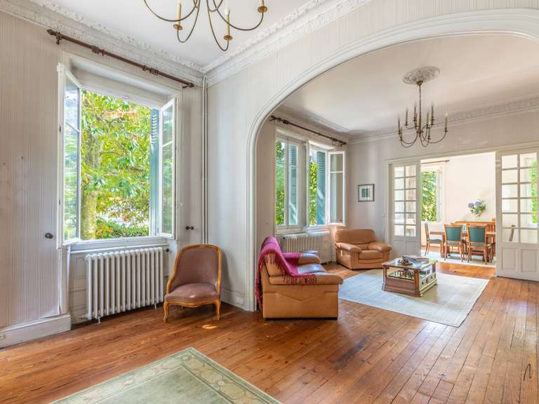 House Biarritz - 8 bedrooms - 288m²