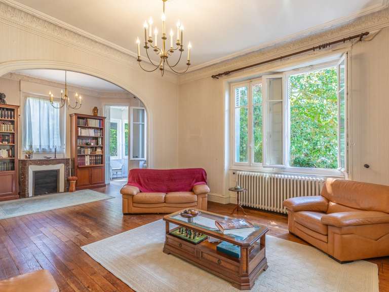 House Biarritz - 8 bedrooms - 288m²