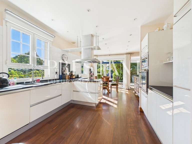 House Biarritz - 5 bedrooms - 230m²
