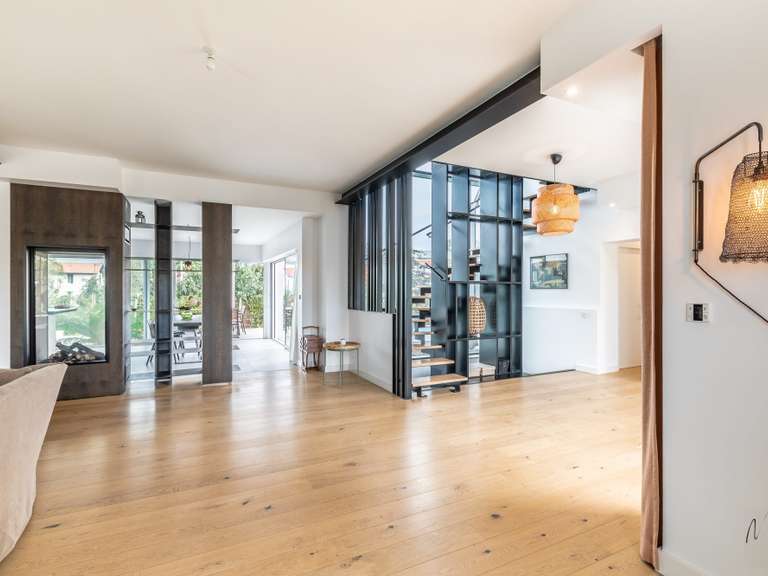 House Biarritz - 4 bedrooms - 311m²