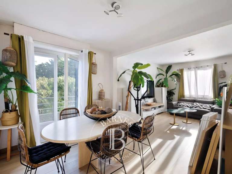 House Biarritz - 7 bedrooms - 301m²