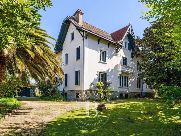 Maison Biarritz - 8 chambres - 300m²