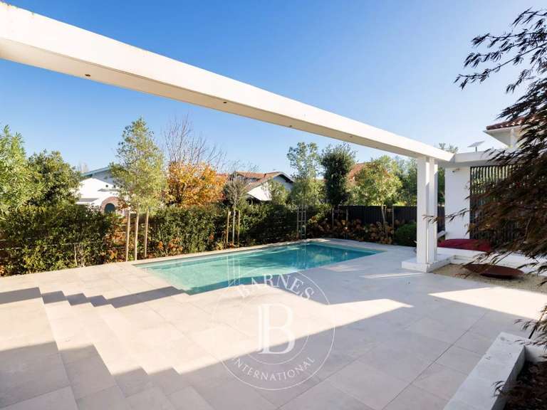 Maison Biarritz - 5 chambres - 310m²