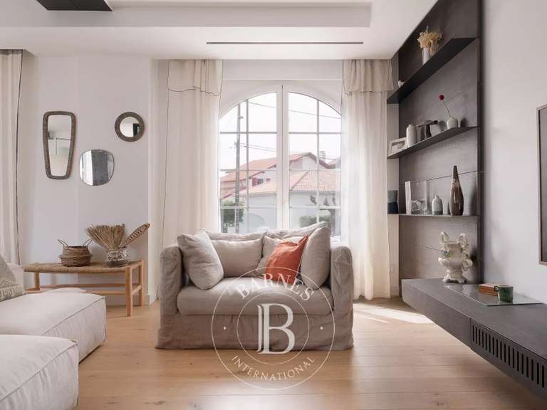 Maison Biarritz - 5 chambres - 310m²