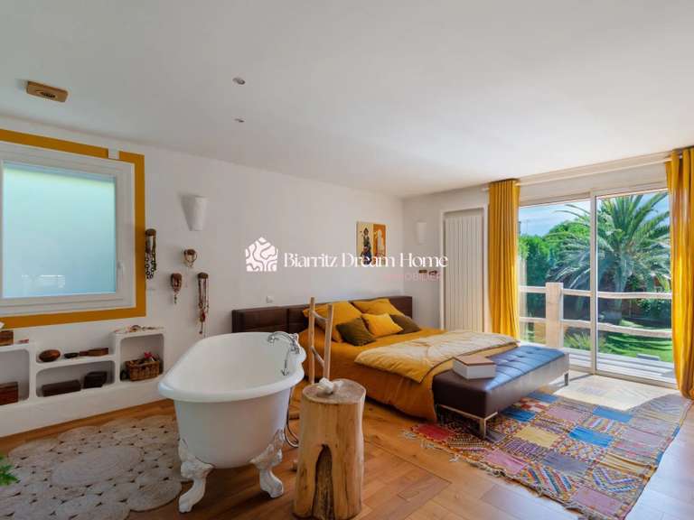 Maison Biarritz - 4 chambres - 210m²